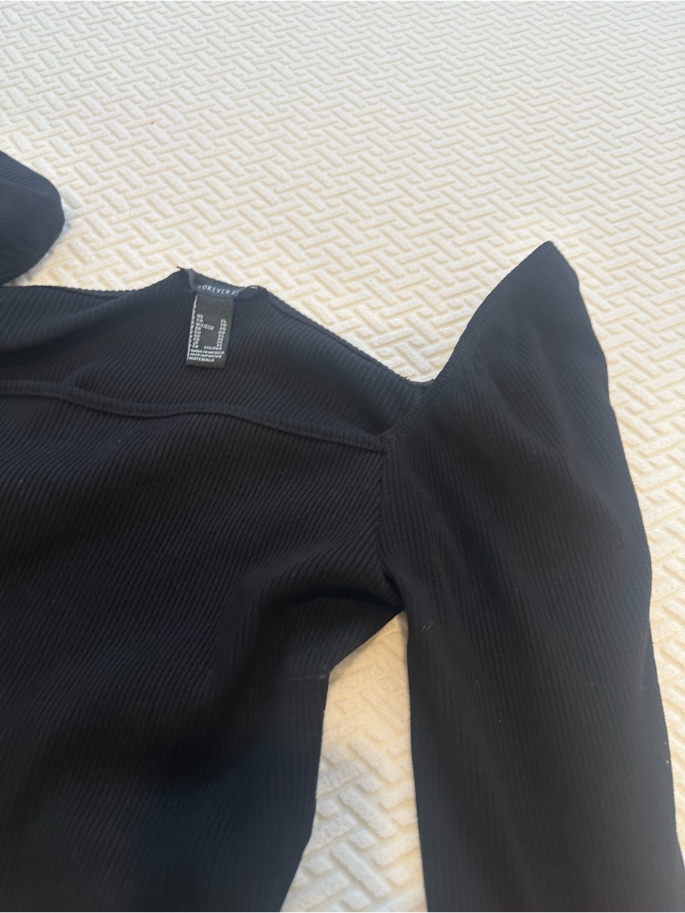Forever 21 Black Ribbed Puff-Sleeve Knit Top